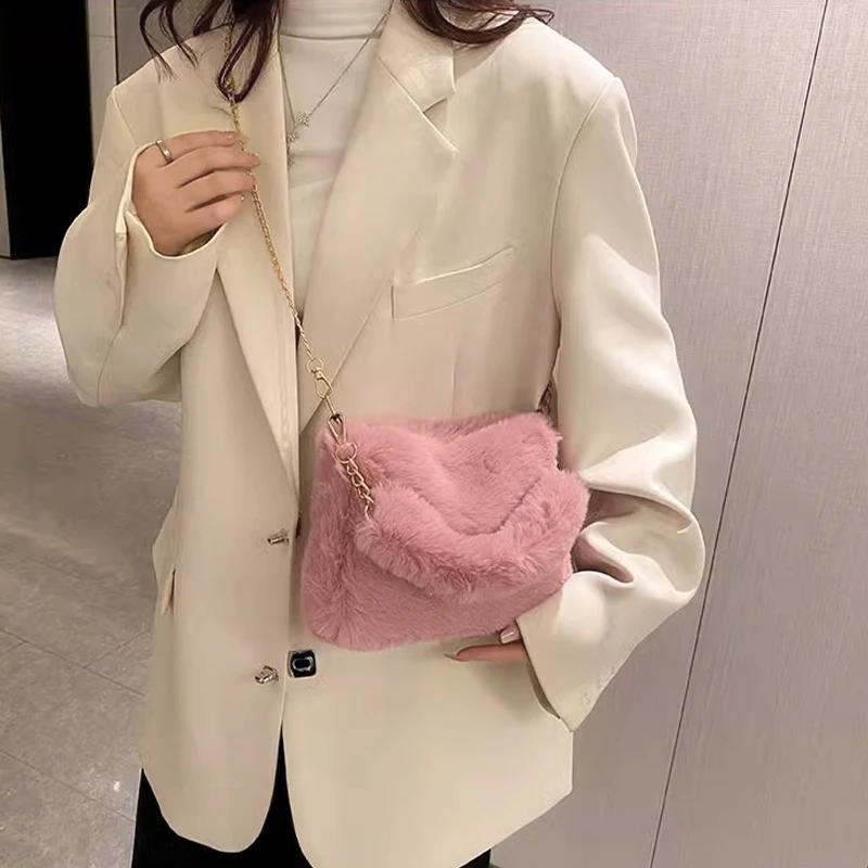 Plush Faux Fur Tote Bag for Women Winter Shoulder Bag Casual Fluffy Crossbody Bags Fashion Chain Handbag Girls Soft Purse
