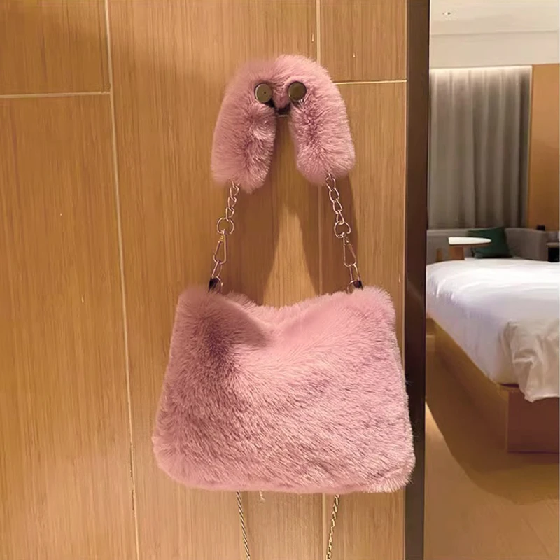 Plush Faux Fur Tote Bag for Women Winter Shoulder Bag Casual Fluffy Crossbody Bags Fashion Chain Handbag Girls Soft Purse